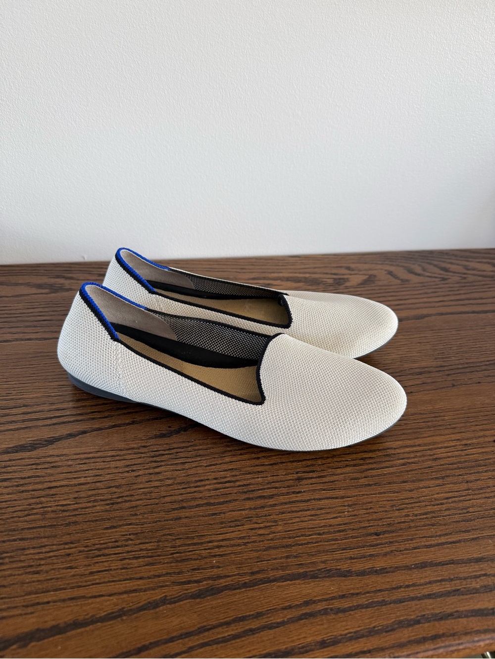ROTHY’S Knit Slip-On Flats with Black Trim and Blue Heel Accent - Picture 1 of 5
